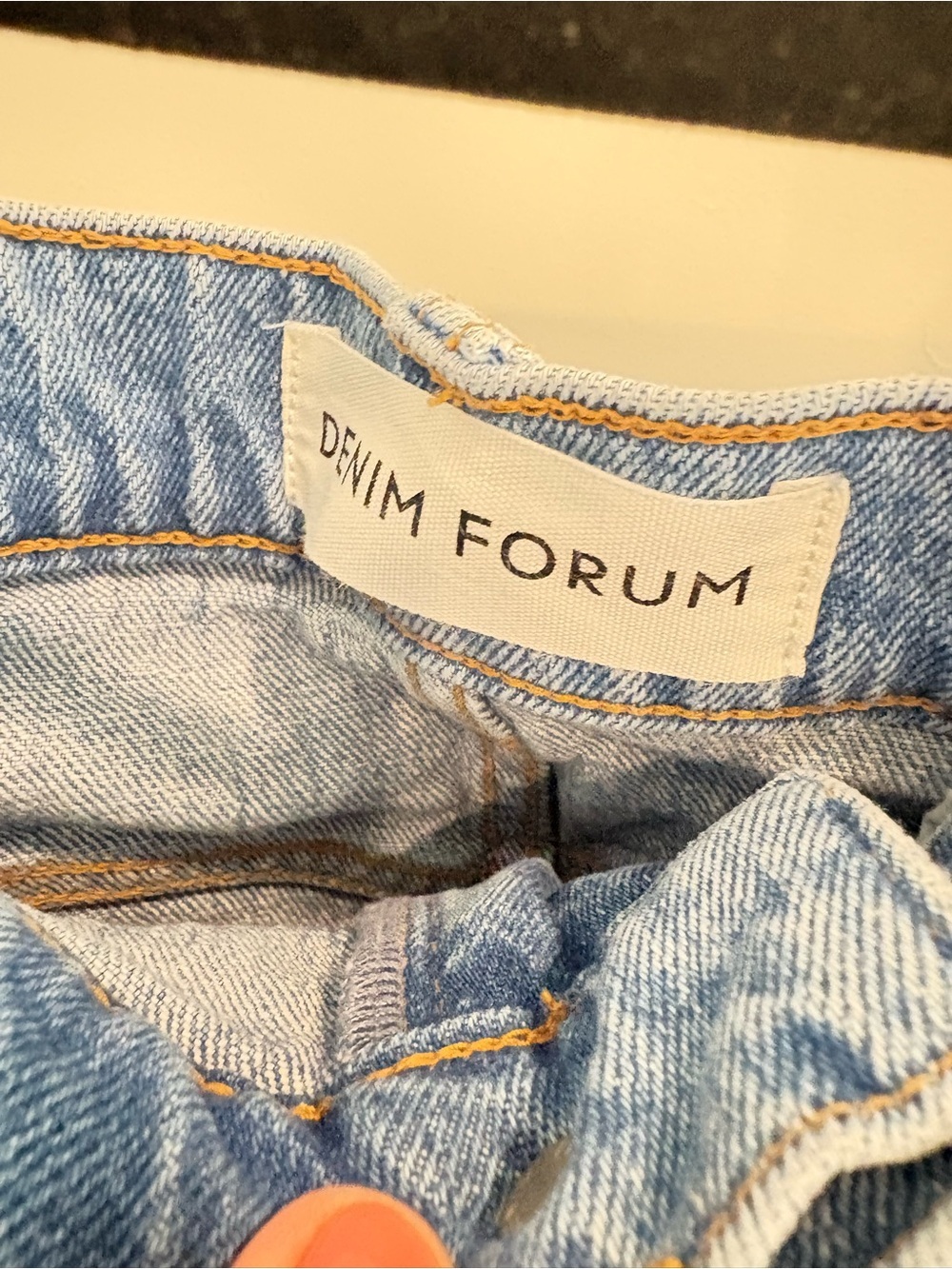 DENIM FORUM MID RISE CUTOFF DENIM SHORTS - Picture 4 of 6